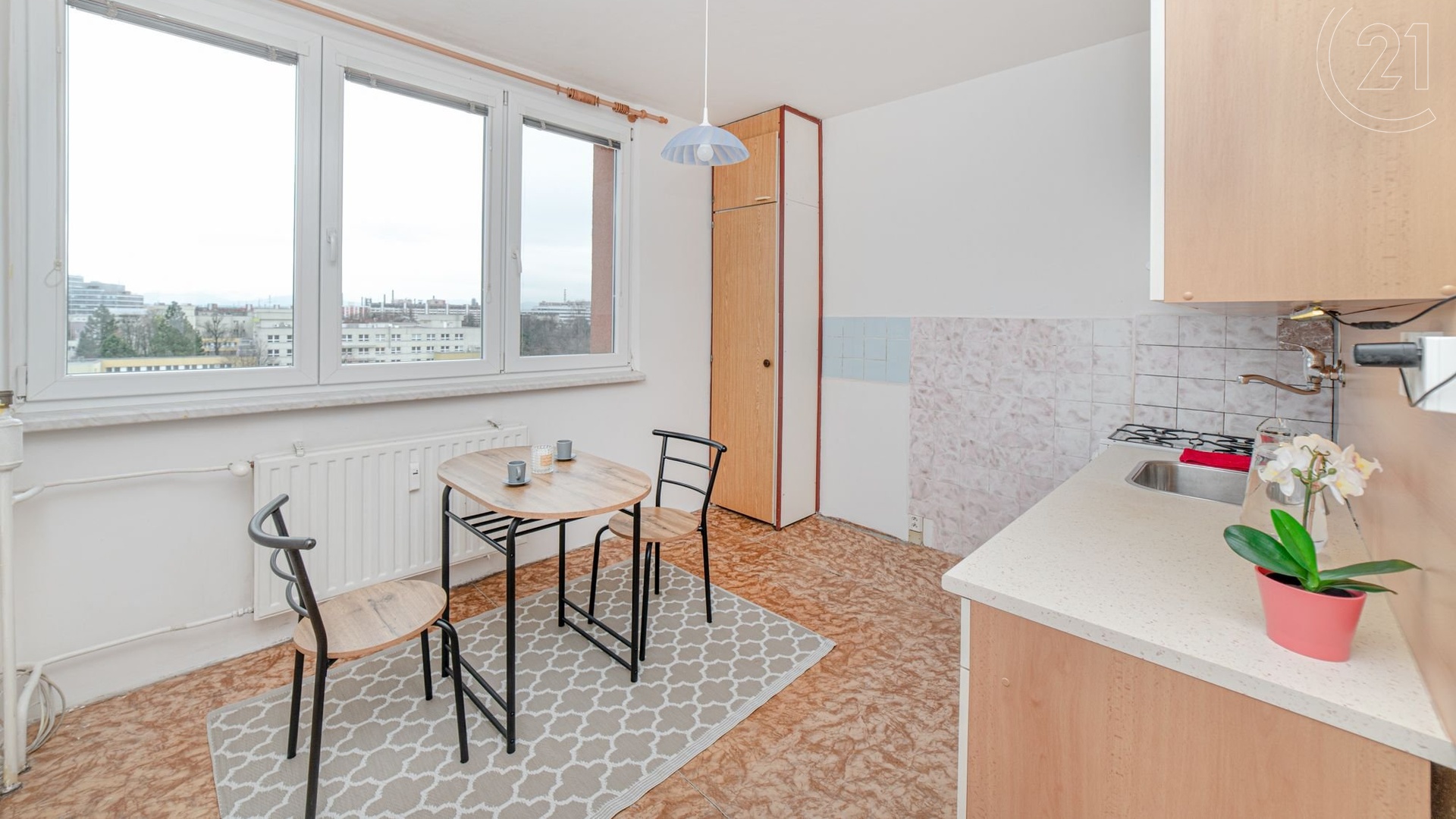 Prodej bytu 1+1 s výhledem na Beskydy, 35 m² - Ostrava - Moravská Ostrava