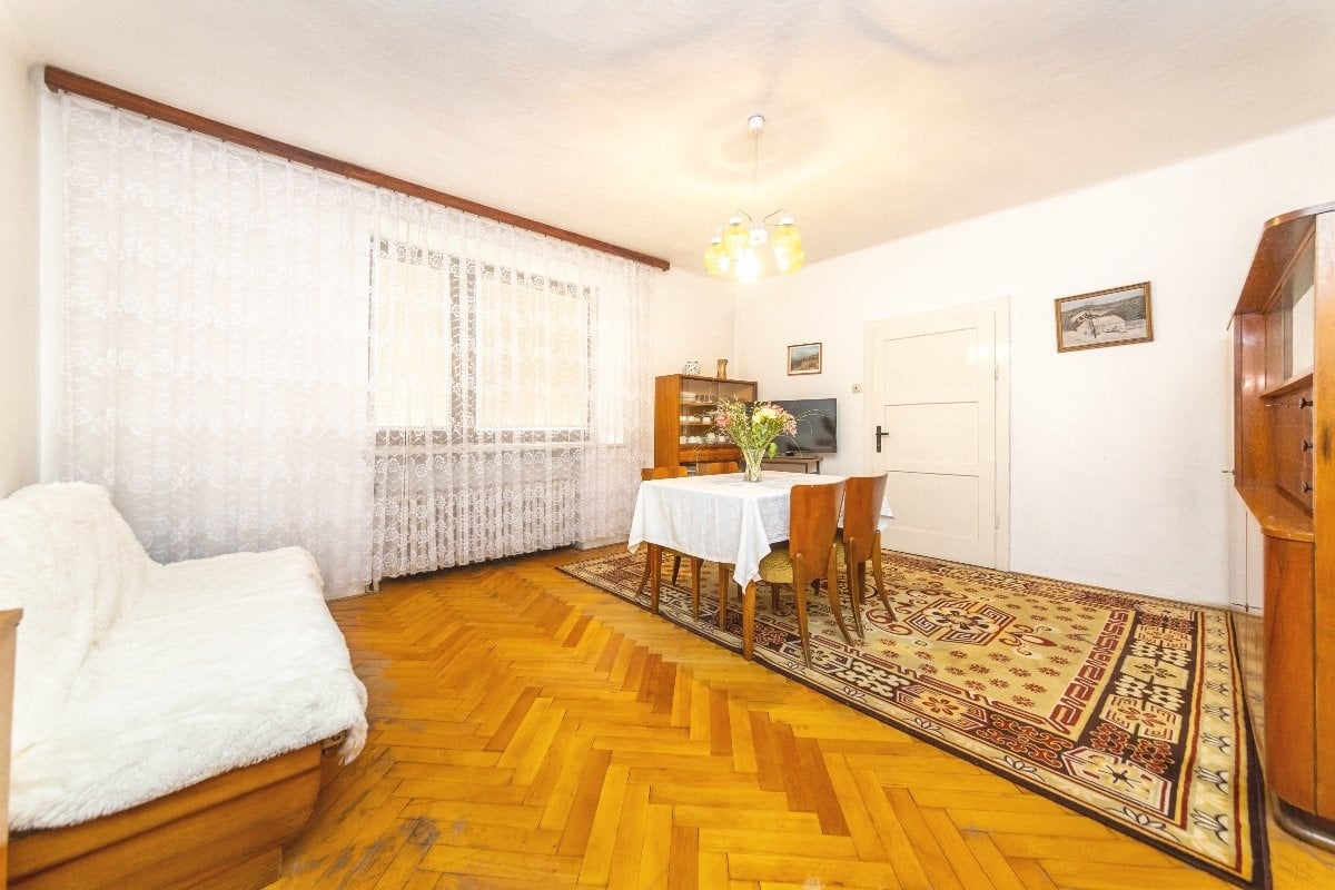 Prodej rodinného domu  250 m², pozemek 1555 m2 - Česká, Brno venkov