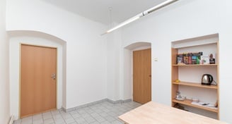 Pronájem dvou kanceláří (10 m2 + 15 m2), Jablunkov - Mariánské náměstí
