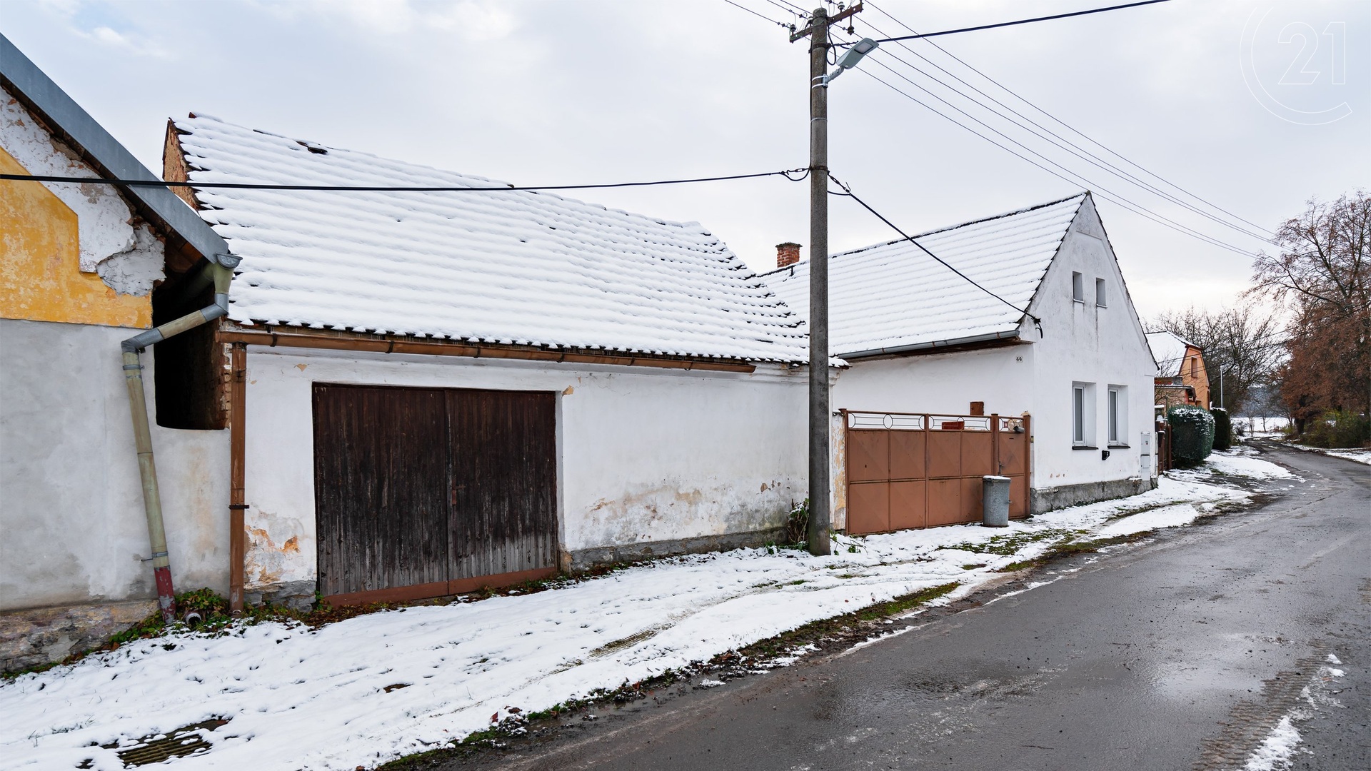 Prodej rodinného domu/zemědělské usedlosti 82 m² s pozemky 1824 m² - Hlohovčice, okres Domažlice