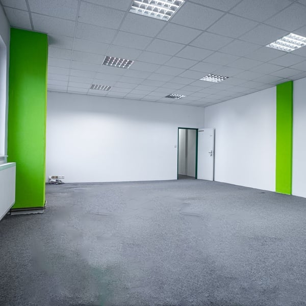 Pronájem komerčního prostoru ve Znojmě - 60 m²