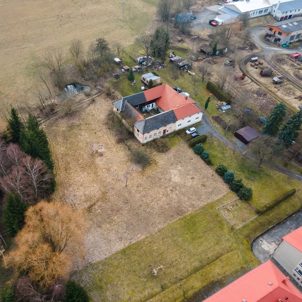 Prodej domu - zemědělské usedlosti s pozemky pro výstavbu, užitná plocha 227 m2