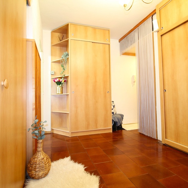 Prodej prostorného bytu 1+1, 48 m2 v revitalizovaném domě ve Starém městě u Uherského Hradiště