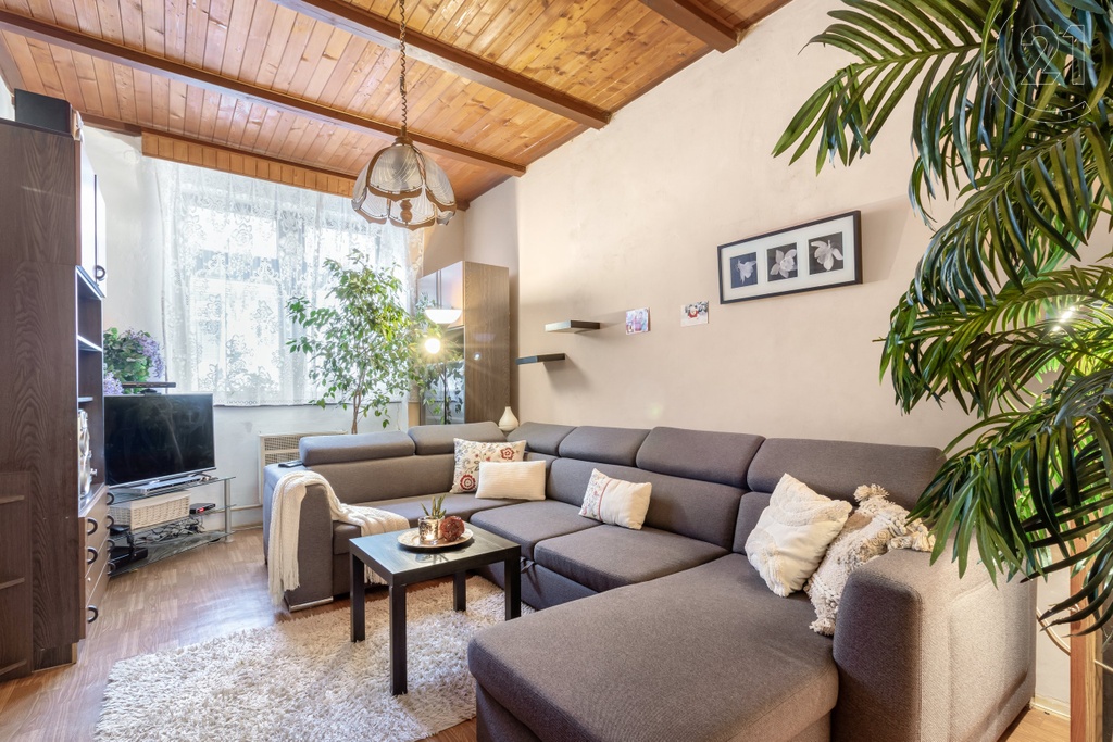 Prodej prostorného bytu 2+1, 80 m², v Kralupech