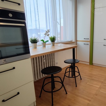Pronájem bytu 2+1 s lodžií a sklepem 62 m2, ul. Opálkova, Brno - Bystrc