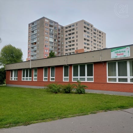 Prodej  komerčního prostoru – zdravotního střediska 1826 m2  Přerov I. Město – ul. Budovatelů