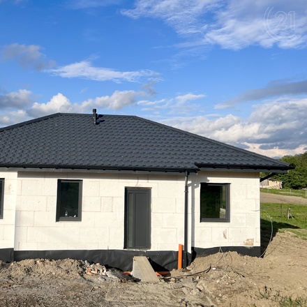Prodej novostavby rodinného domu, 85 m² s pozemkem 702 m² - Skotnice