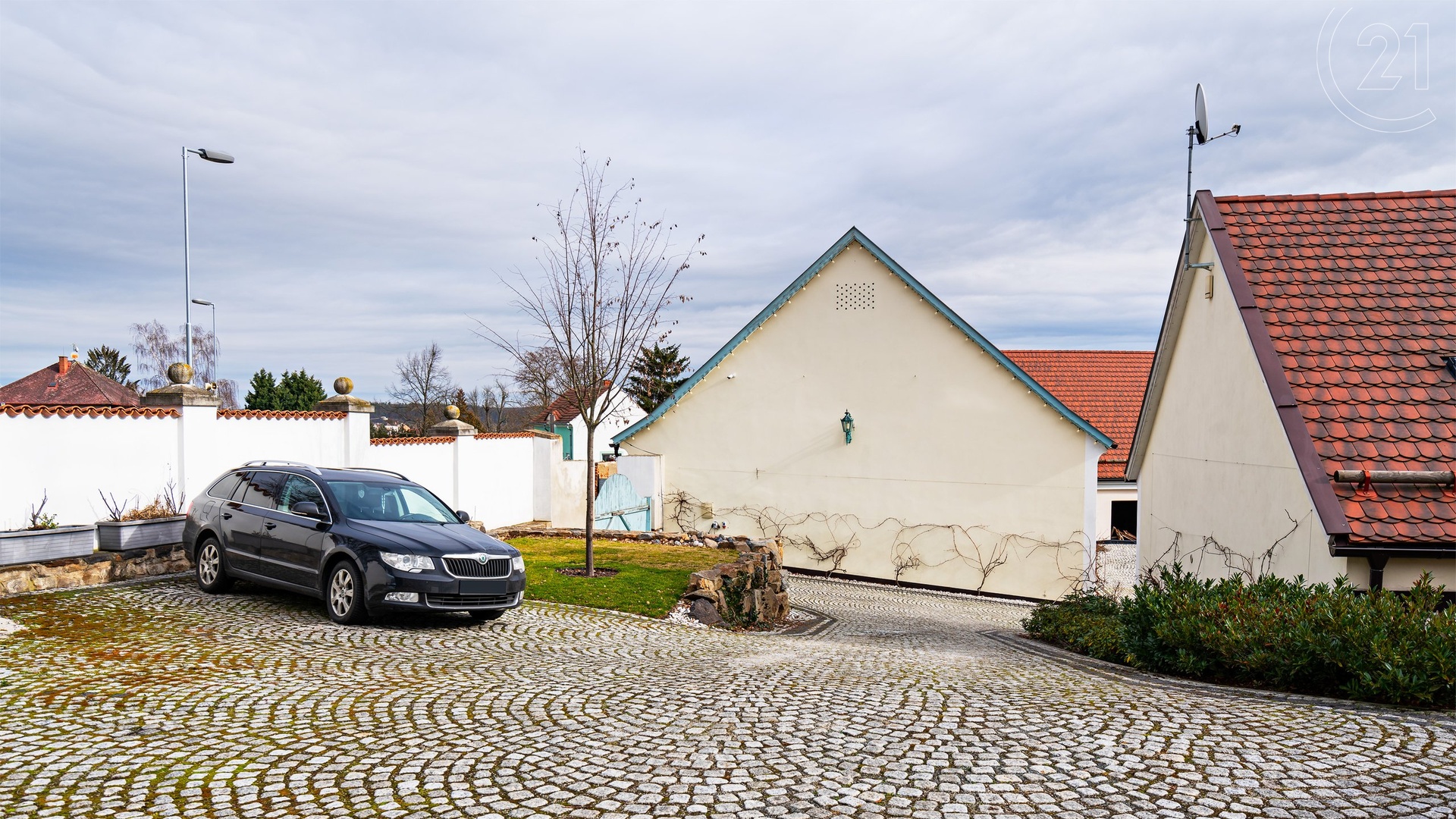 Prodej luxusního bytu 2+1, 120 m² s předzahrádkou a parkovacím stáním-Chotěšov, okres Plzeň