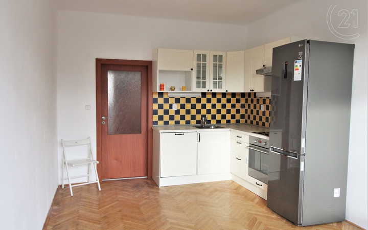 Pronájem bytu 2+1, 62 m²  Praha Vršovice