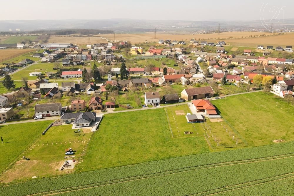 Pozemek 1028 m² vhodný pro výstavbu rodinného domu, Machová, okres Zlín