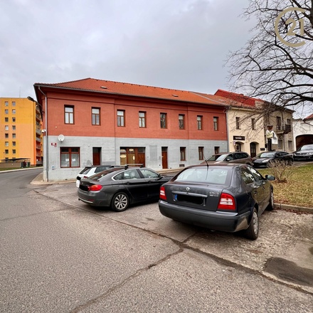 Prodej vícegeneračního domu, už.pl. 433 m² s pozemkem 877m2 - Štětí u Roudnice nad Labem, okres Litoměřice