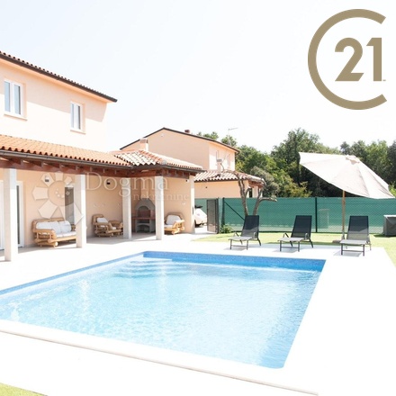 Prodej domu 150 m² s úžasným bazénem a zahradou,  Veli vrh, Pula