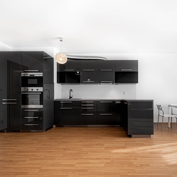 Pronájem byty 1+kk, 55 m² - Praha - Michle