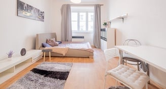 Pronájem byty 2+kk, 51 m² - Praha - Libeň