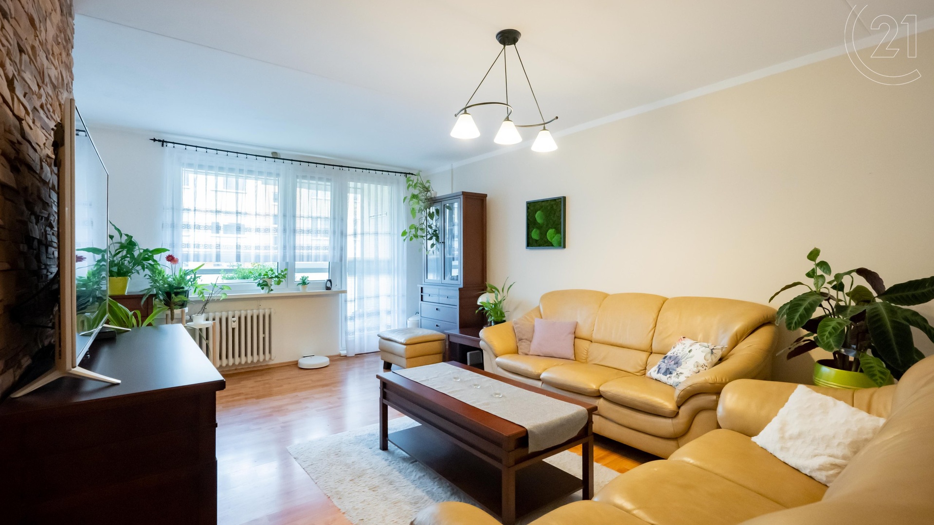 Pronájem bytu 4+kk 94 m², s lodžií a sklepem - Praha, Jinonice