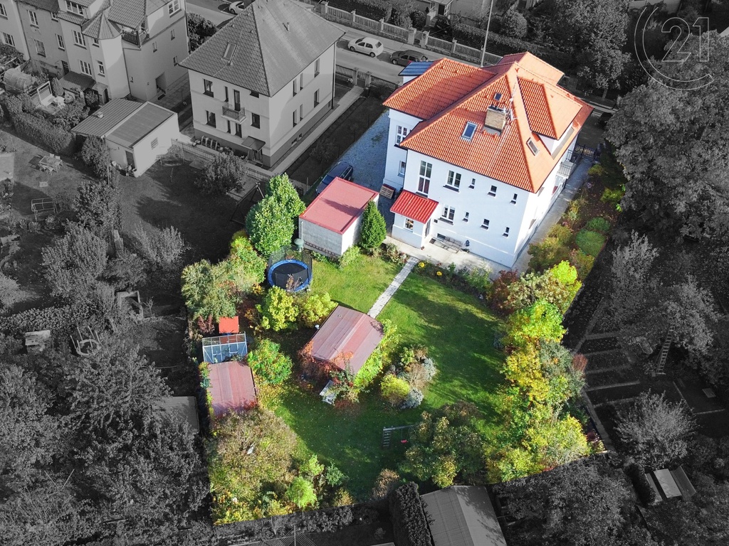 Prodej vily 362 m2, pozemek 1123 m2, Praha 6 -