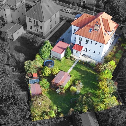Prodej vily 362 m2, pozemek 1123 m2, Praha 6 - Břevnov