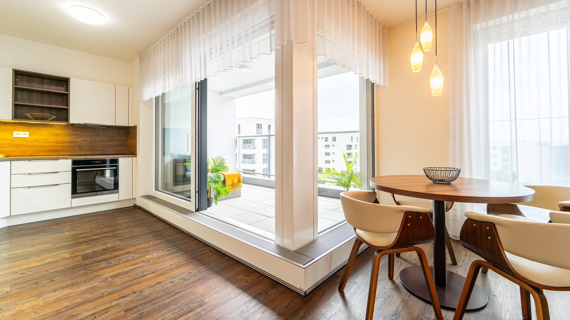 Pronájem krásného a moderního bytu o dispozici 3+kk a velikosti 82 m² v Brně - Sadová