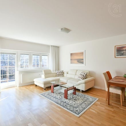 Prodej světlého bytu 4+kk s balkonem, 104 m² - Praha - Střížkov