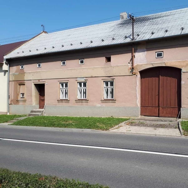 Prodej rodinné domy, 903 m² - Sazovice