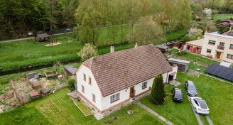 Prodej rodinného domu Lhotka 51, Česká Třebvá s 2.833 m2 pozemků