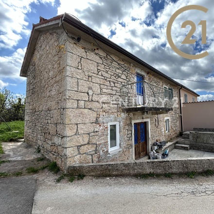 Prodej autentického kamenného domu po rekonstrukci (80 m²) - Labin, Istrie, Chorvatsko