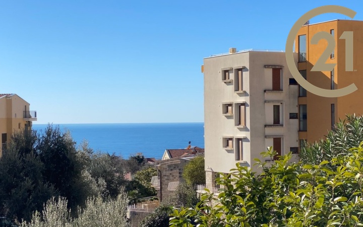Prodej vybaveného dvojpokojového bytu 71 m² s výhledem mna moře  v Petrovaci  na Moru, Bar, Černá Hora