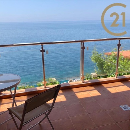 Prodej bytu 53 m² s úžasným výhledem, 50 m od moře - Dobra Voda, Bar, Černá Hora
