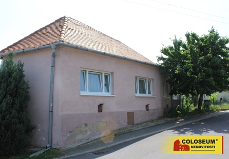 Prodej domu v lokalitě Tasovice, okres Znojmo | Realitní kancelář Znojmo