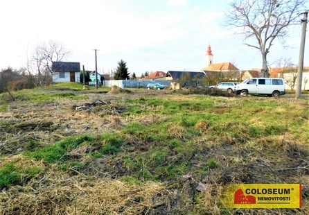 Prodej pozemku v lokalitě Krhovice, okres Znojmo | Realitní kancelář Znojmo