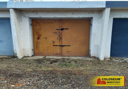 Znojmo, garáž, 16 m², zděná, dvoudílná vrata –