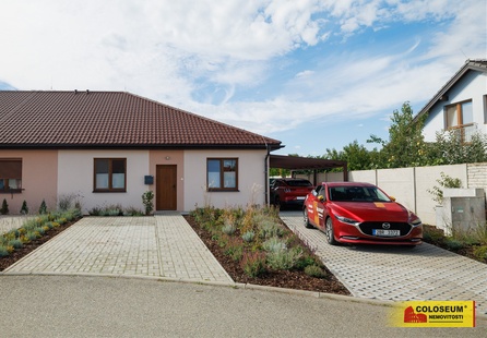 Šanov u Znojma, RD 4+kk, novostavba, zahrada, 3 parkovací místa – rodinný dům - Domy Znojmo