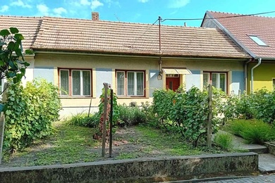 Prodej rodinného domu v klidném místě obce Čejč, Ev.č.: DR1D 188R
