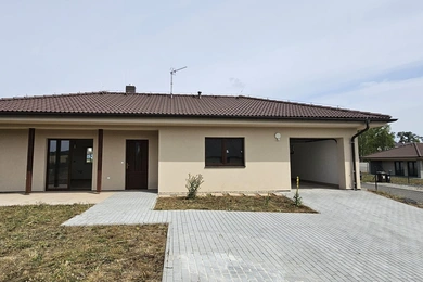 Prodej novostavby RD 3+kk s terasou a garáží, ul. Pod Přejezdem, Stochov-Slovanka, Ev.č.: 00430