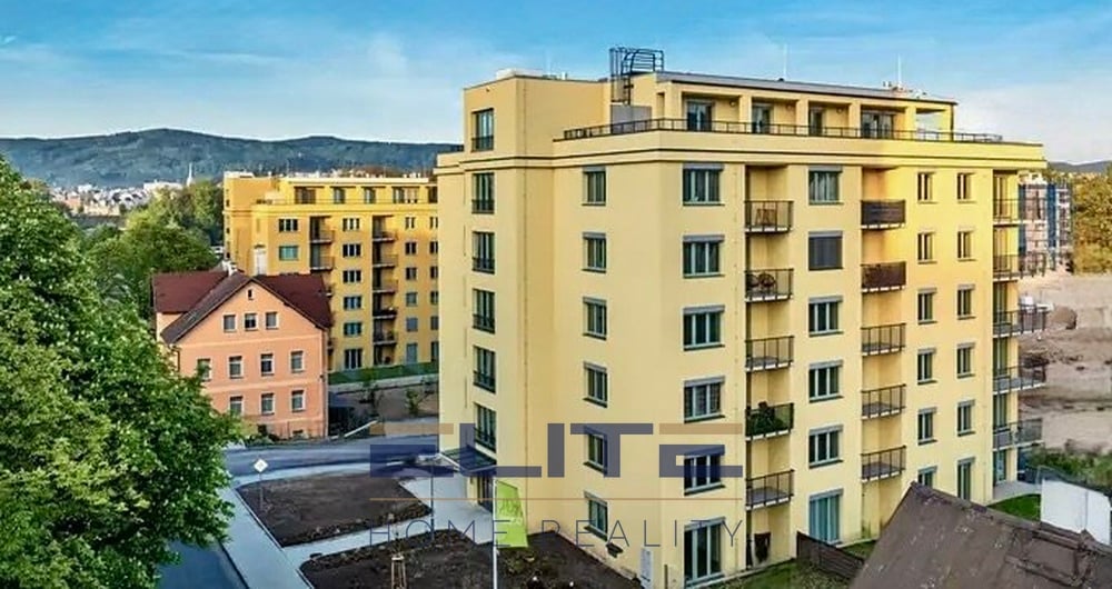 Pronájem bytu 2+kk 60 m², s lodžií a garážové stání - ZAHRADA GALLAS, Liberec, ul Švermova