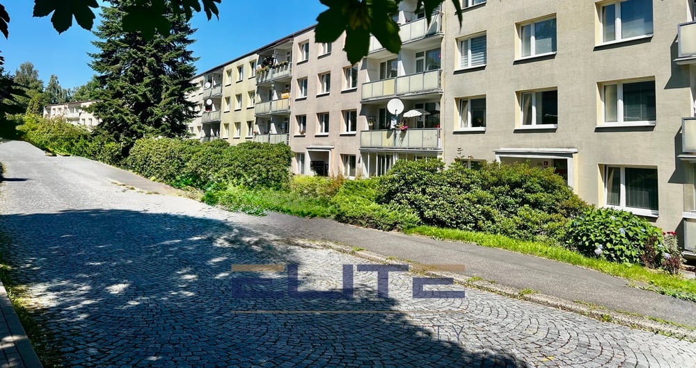 Prodej bytu 4+1 s lodžií, 77 m2 - Jablonec n/N., Žižkův vrch, ul. Na Výšině