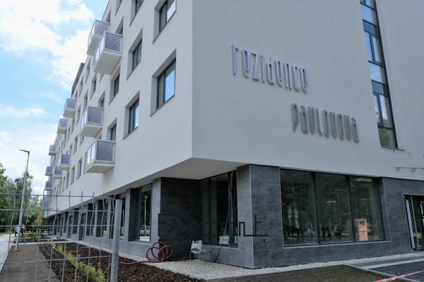 Pronájem luxusního bytu 3+kk s balkonem, 3NP/6NP, 70m2, na ul. Pavlovova, Ostrava - Zábřeh