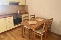 Pronájem prostorného bytu 1+1, 53 m² – ul. Korunní, Ostrava–Mariánské Hory