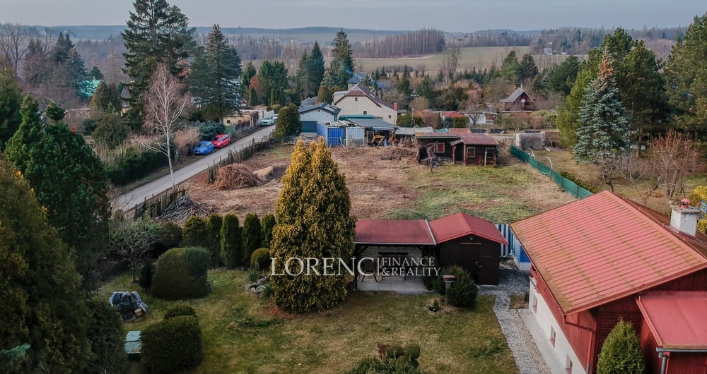 Krásný pozemek v chatové oblasti u lesa, ideální pro výstavbu, 631 m² - Unhošť