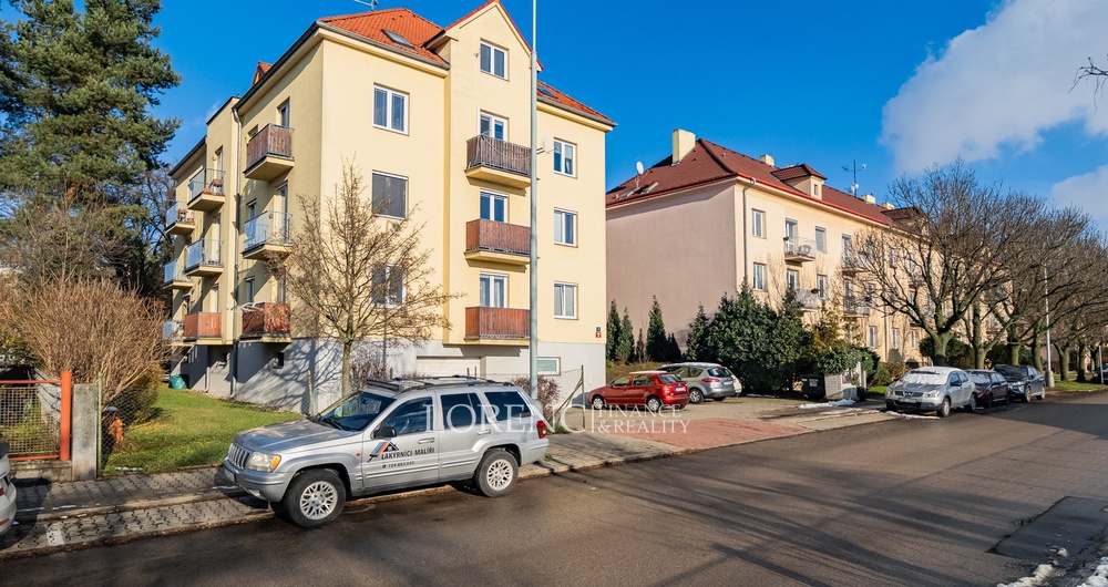 Ideální bydlení pro rodinu – klid, zeleň a školka hned vedle domu