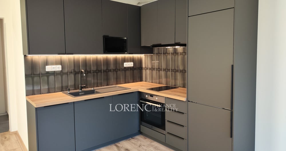 Pronájem byty 1+kk, 77 m² - Praha - Letňany