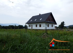 Pronájem dvougeneračního rodinného domu, 2+kk a 5+2 v klidné části obce Bystřice nad Olší