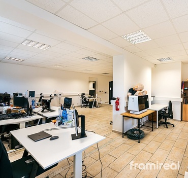 Pronájem kanceláře, 400 m² - Brno - Bohunice