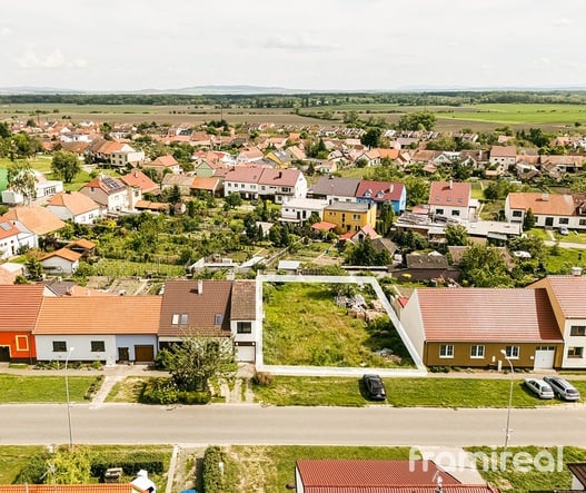 Prodej pozemku k bydlení, 692 m² - Mikulčice
