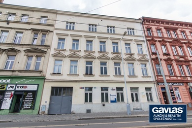 Podkrovní byt 3 + 1, 137 m²  s terasou 9 m² a výhledem, Praha 5 – Smíchova, Nádražní 761/52, Ev.č.: P5776108G