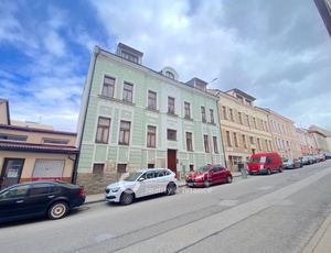 Prodej zrekonstruovaného slunného bytu 2+1 63 m2, OV, se sklepem v Havlíčkově Brodě