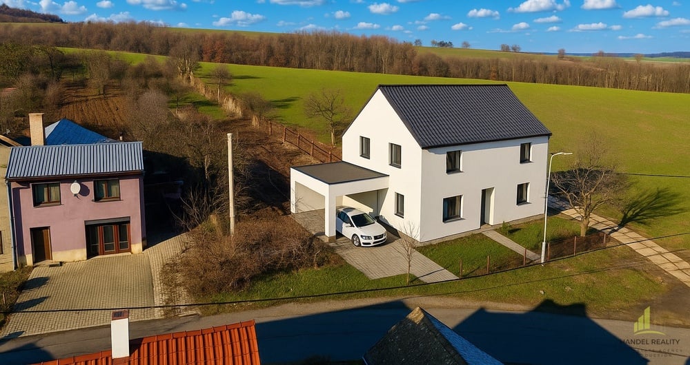 Prodej stavebního pozemku se zahradou – Zdislavice u Kroměříže