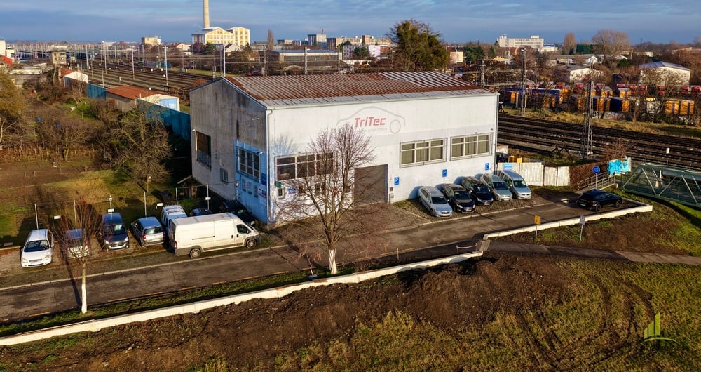 Prodej výrobního prostoru 471 m², Břeclav