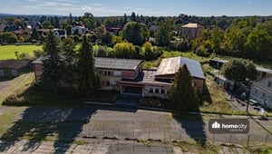 Prodej administrativní budovy 1.684 m² a pozemku 5.418 m², Borohrádek