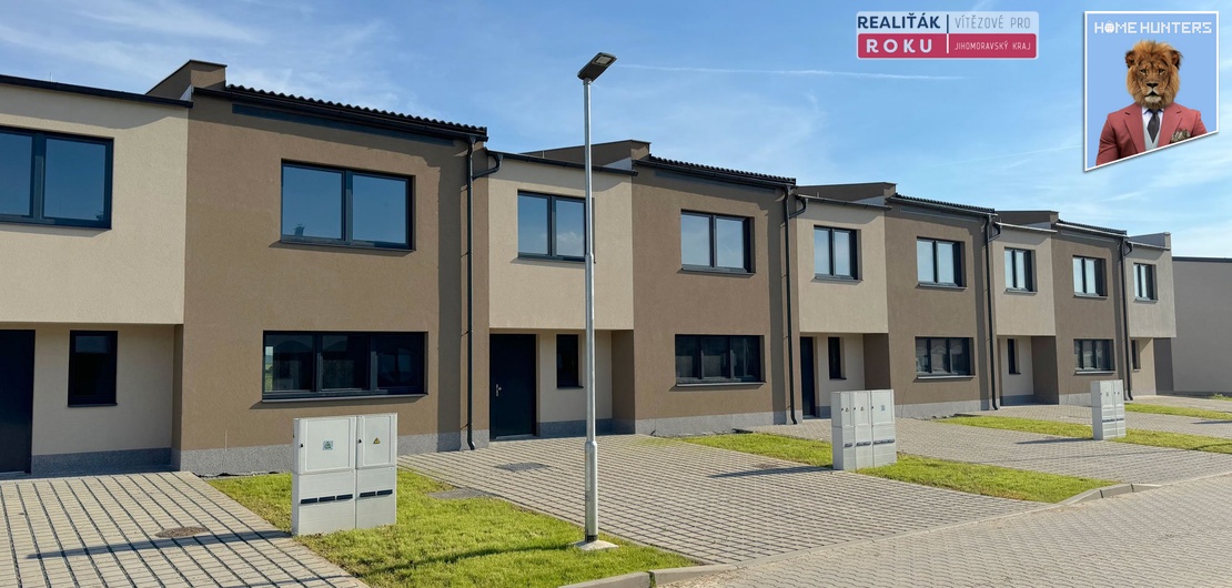 Ostrovacice-street-view-right